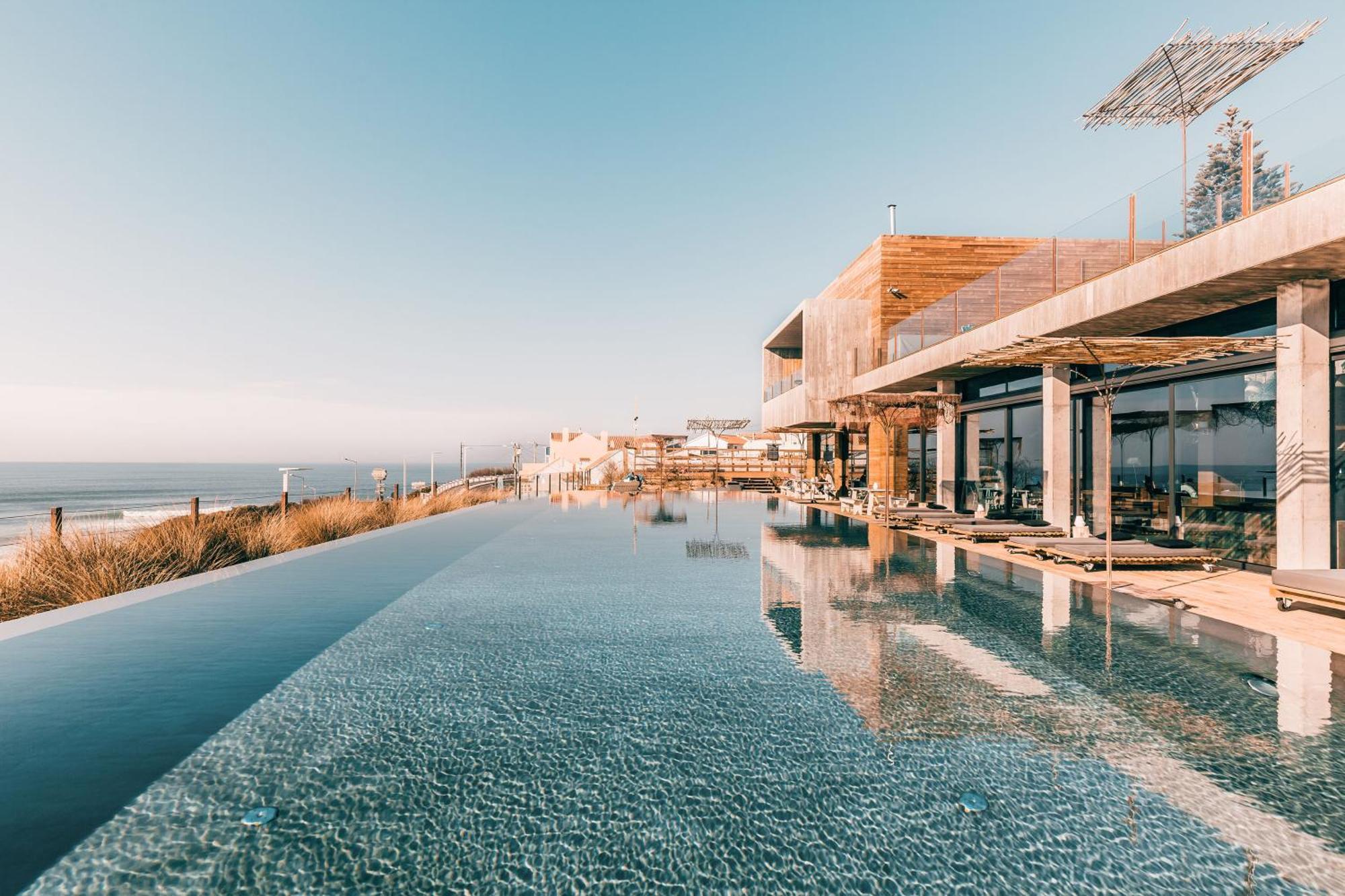 Noah Surf House Portugal Hotel Santa Cruz  Bagian luar foto