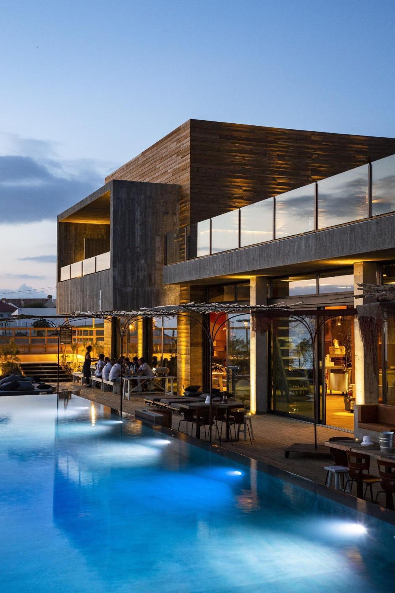 Noah Surf House Portugal Hotel Santa Cruz  Bagian luar foto