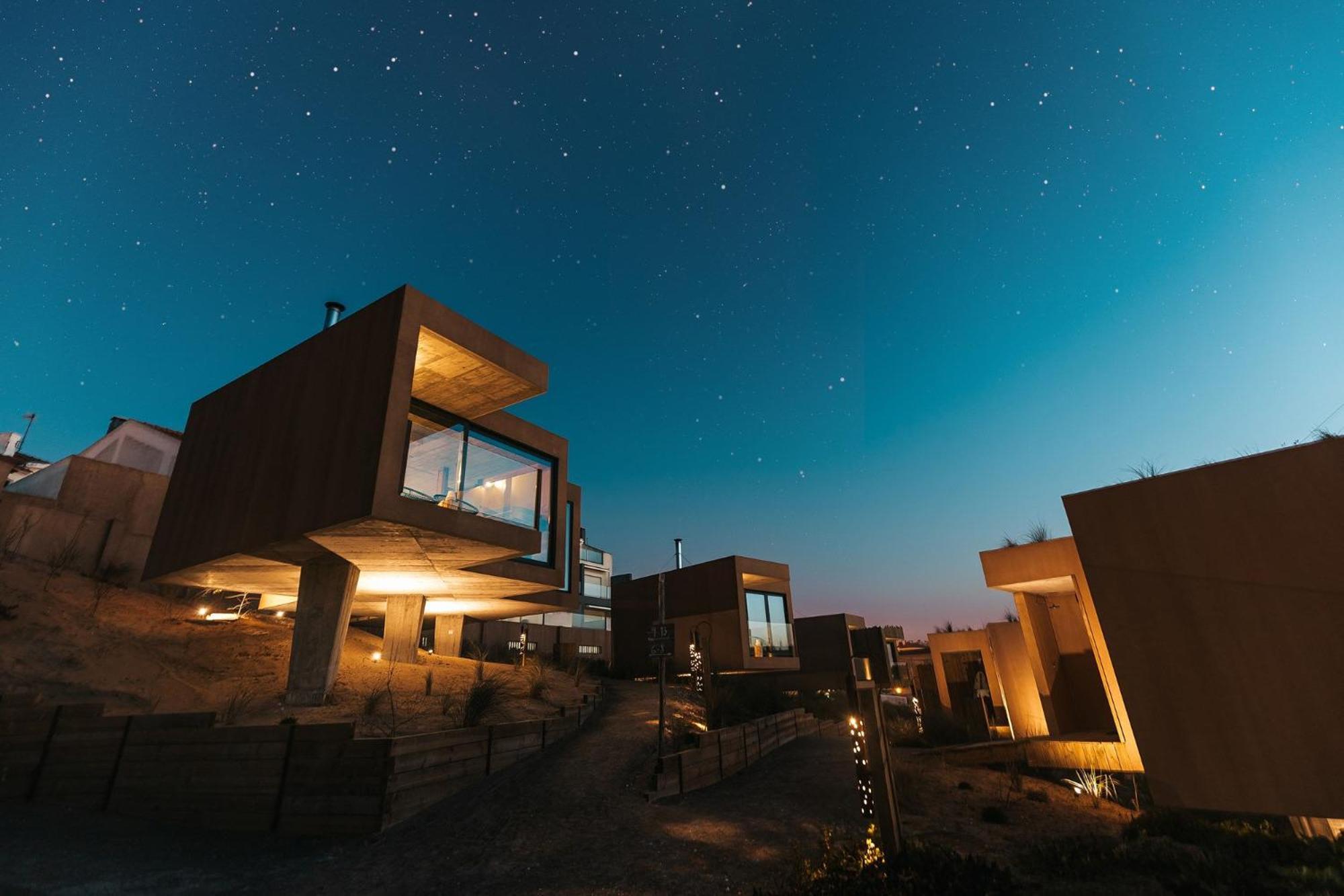 Noah Surf House Portugal Hotel Santa Cruz  Bagian luar foto