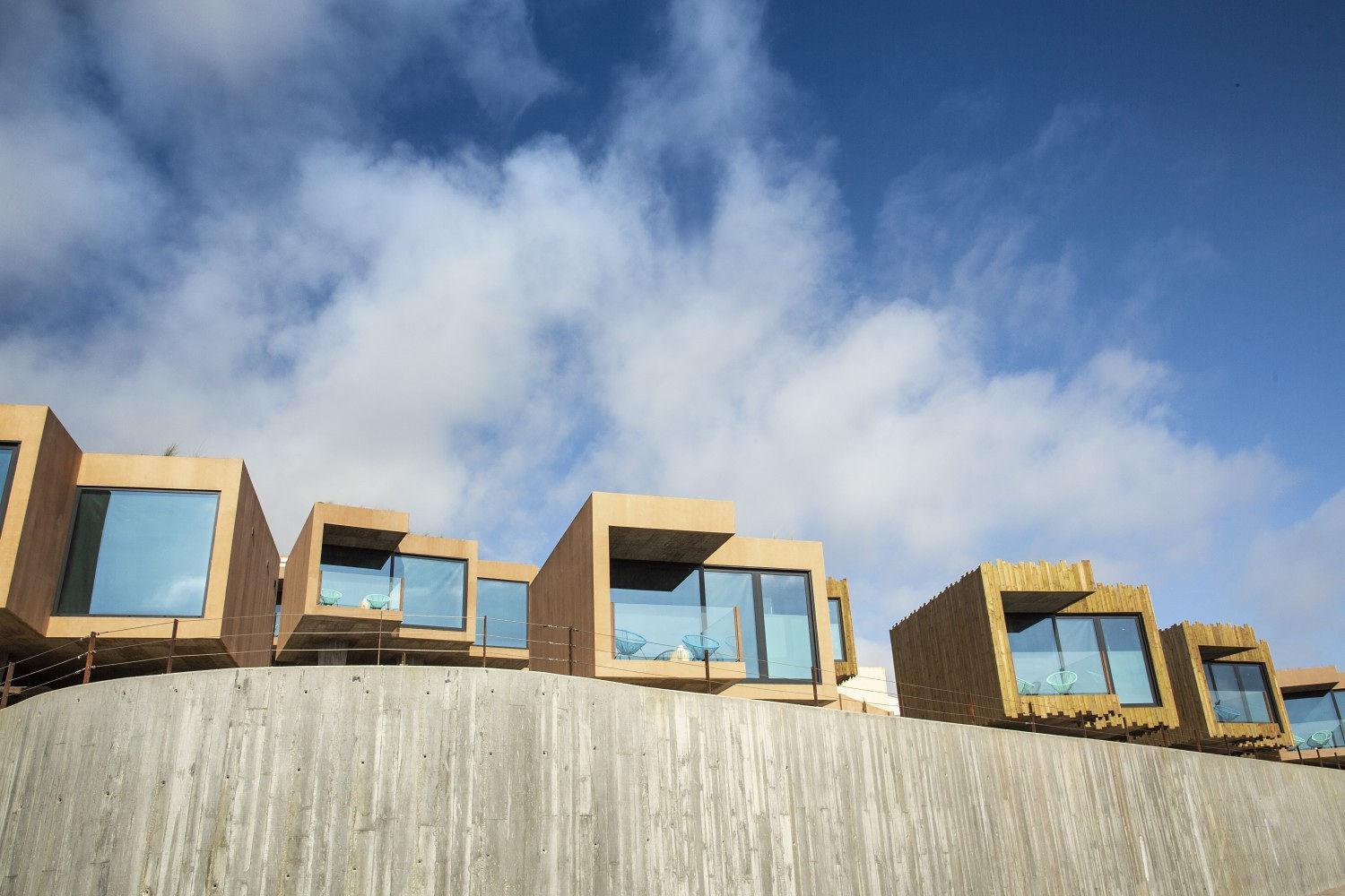 Noah Surf House Portugal Hotel Santa Cruz  Bagian luar foto