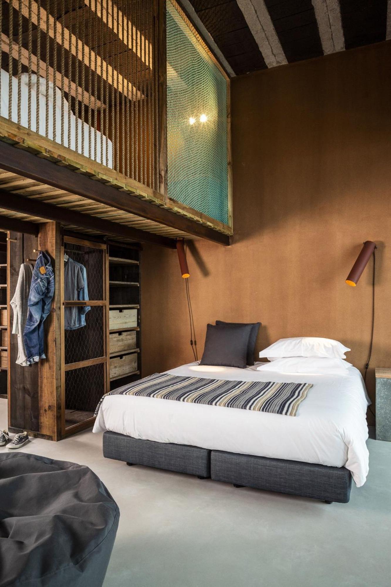 Noah Surf House Portugal Hotel Santa Cruz  Bagian luar foto