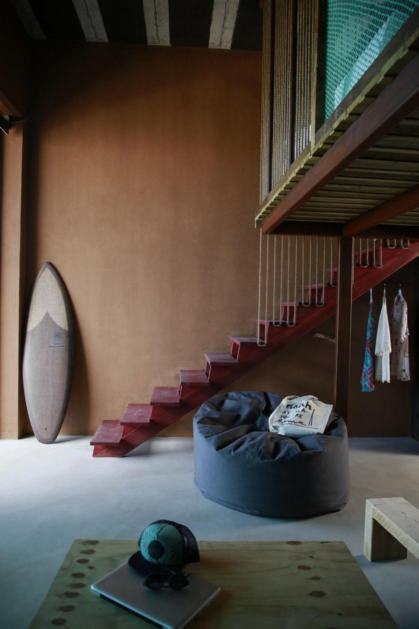 Noah Surf House Portugal Hotel Santa Cruz  Ruang foto